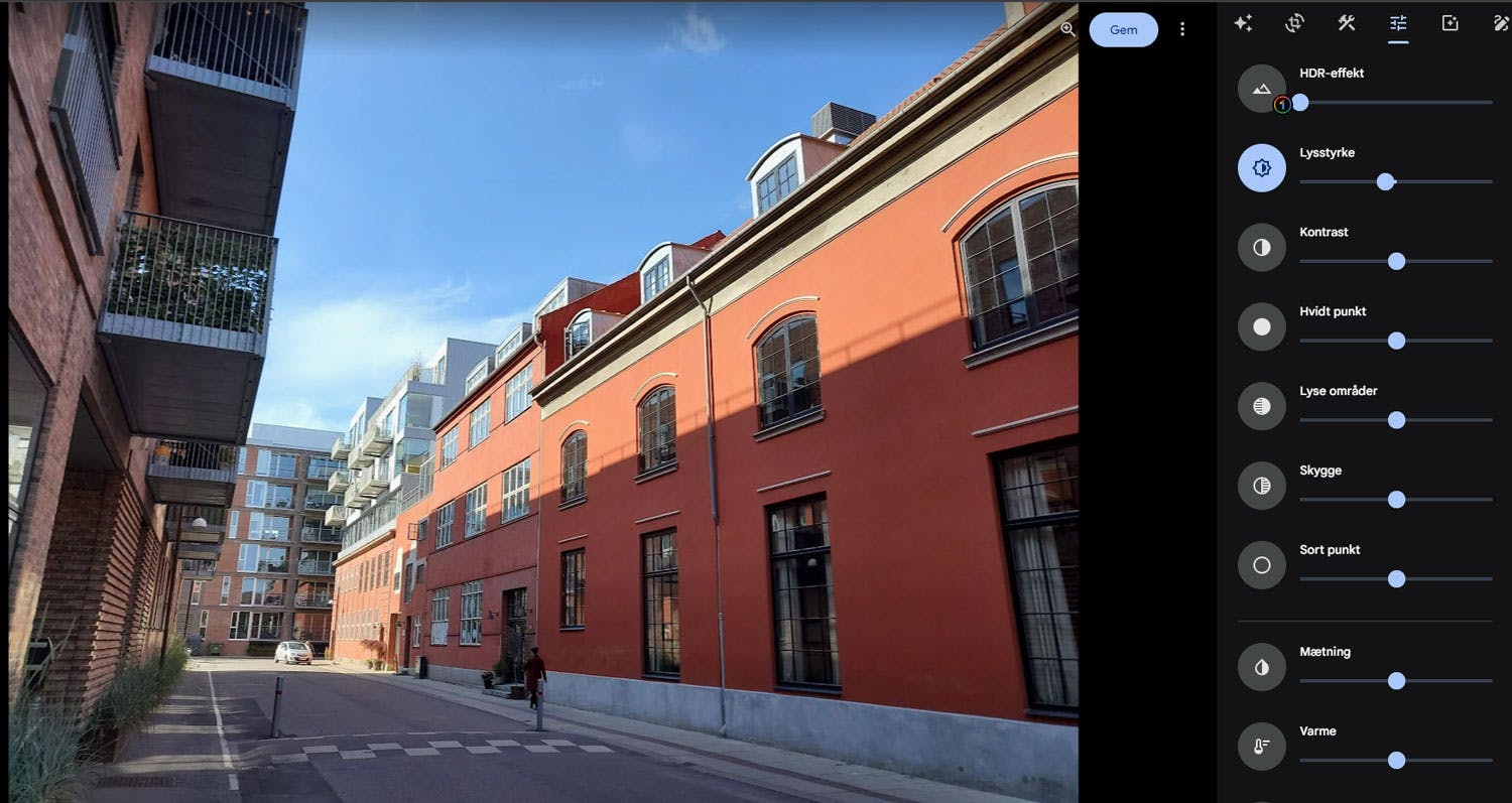 Google Fotos Google Fotos giver dig gratis billedbehandling på nettet.